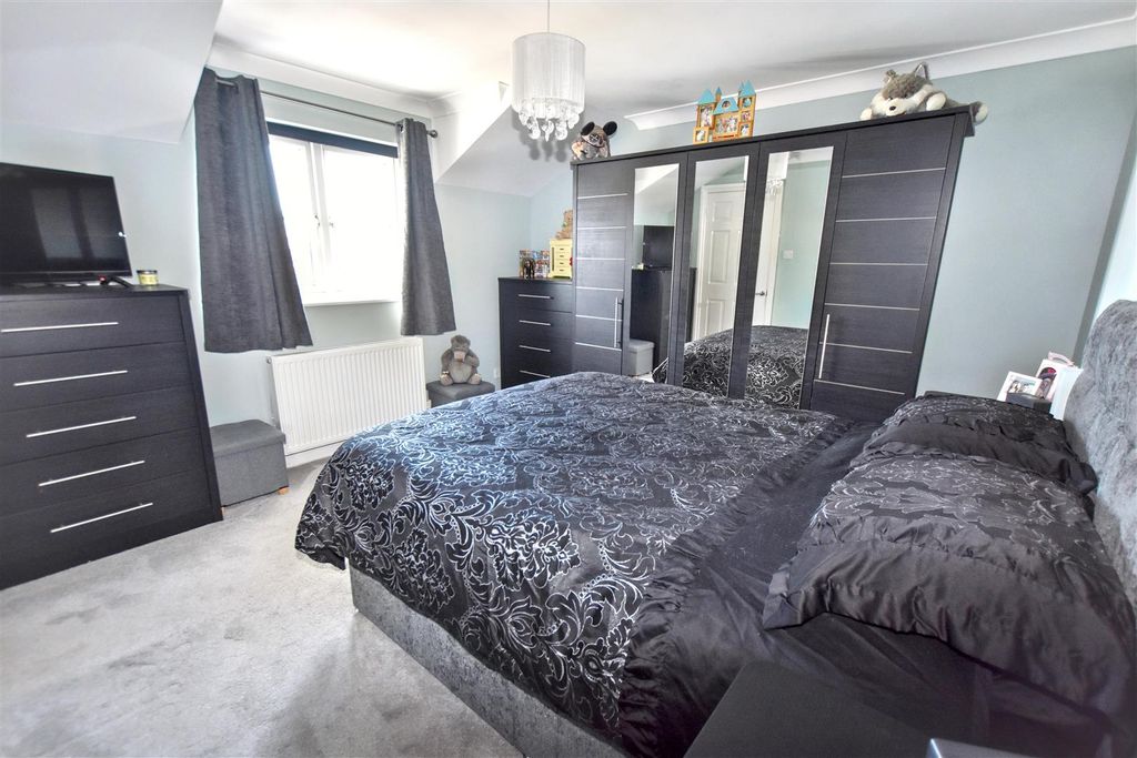 Additional image 19 of 4 bed detached house for saleHeathfield Gardens, Redruth Highway, Redruth TR15