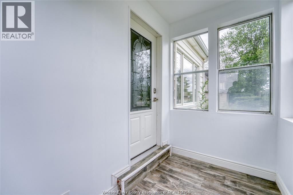 4906 Howard Avenue, Tecumseh, ON, N9H1C9 photo 4