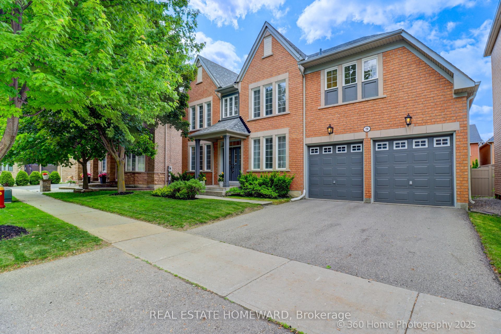 9 Tarmack Drive, Richmond Hill, ON, L4E 0E6