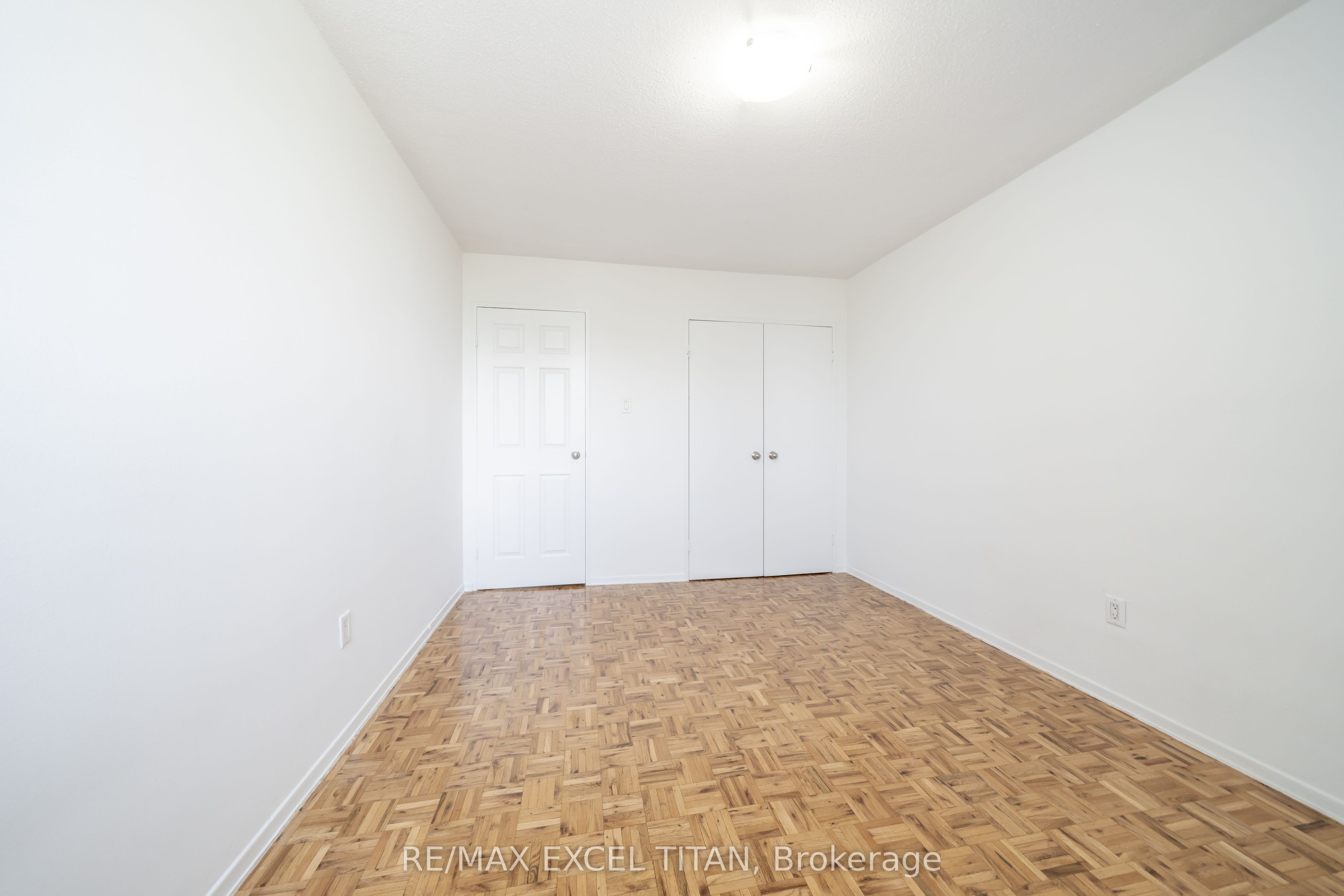 412-5 Glamorgan Avenue, Toronto, ON, M1P 4P1 photo 4