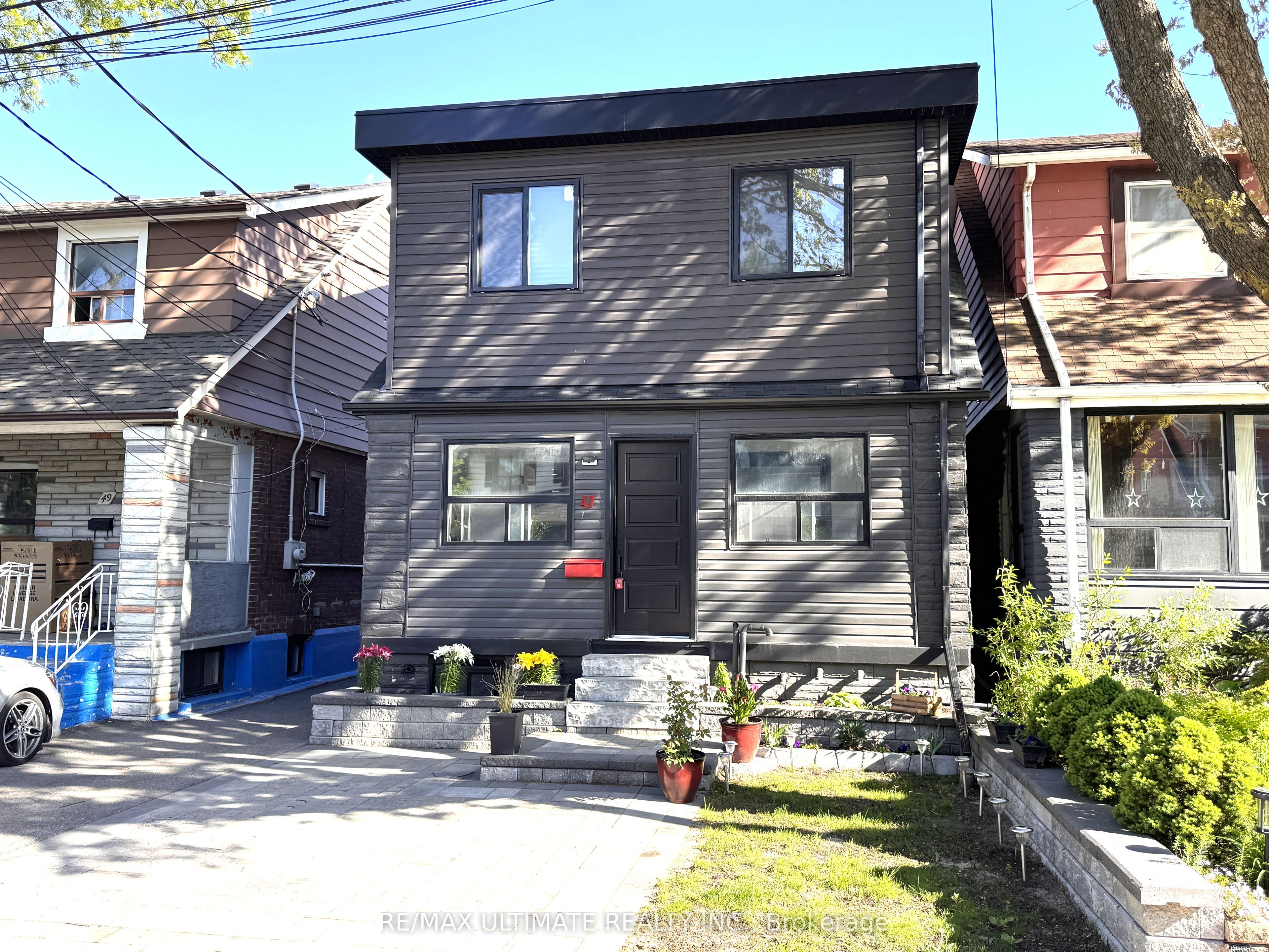 47 Mahoney Avenue, Toronto, ON, M6M 2H5