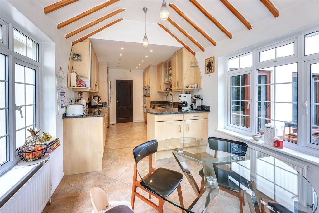 Additional image 9 of 5 bed detached house for saleLoom Lane, Radlett, Hertfordshire WD7