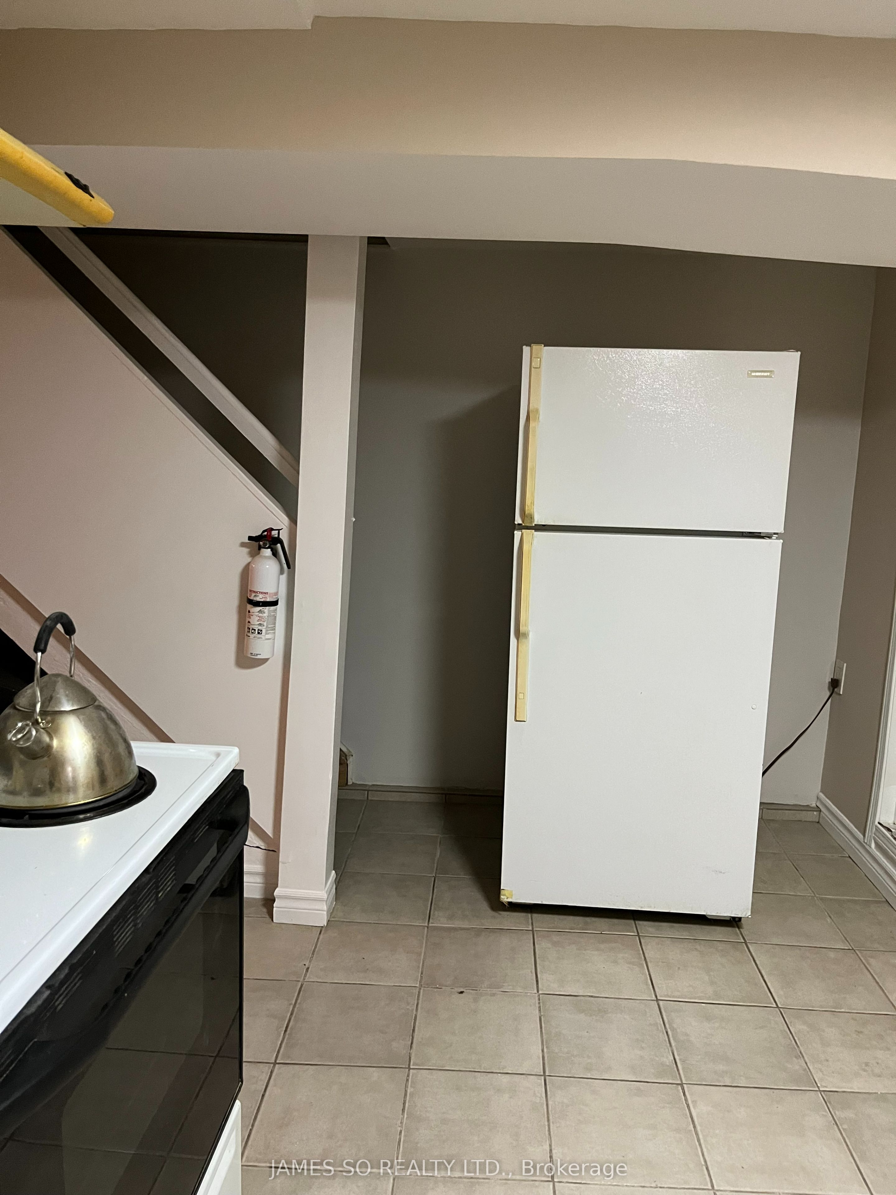 Bmst-252 Broadview Avenue, Toronto, ON, M4M 2G7 photo 5