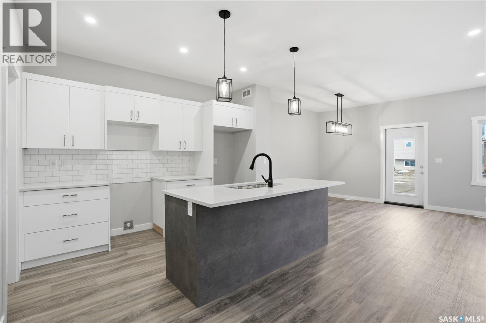 815 Brighton Boulevard, Saskatoon, SK, S7V0Y4 photo 5