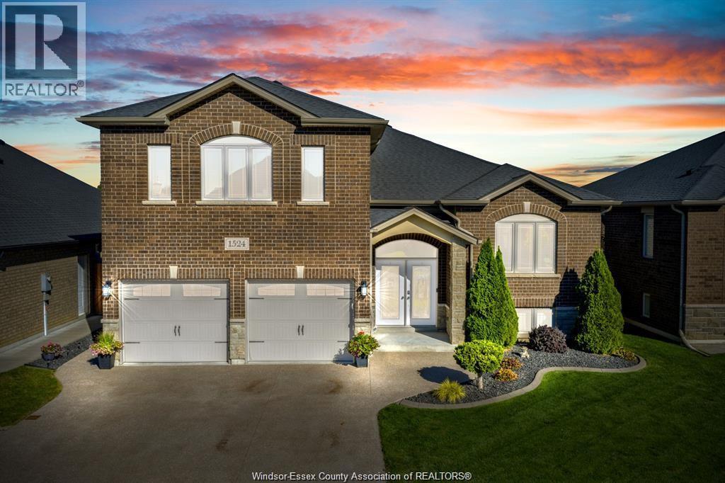 1524 Inverness Avenue, Windsor, ON, N8P0B1