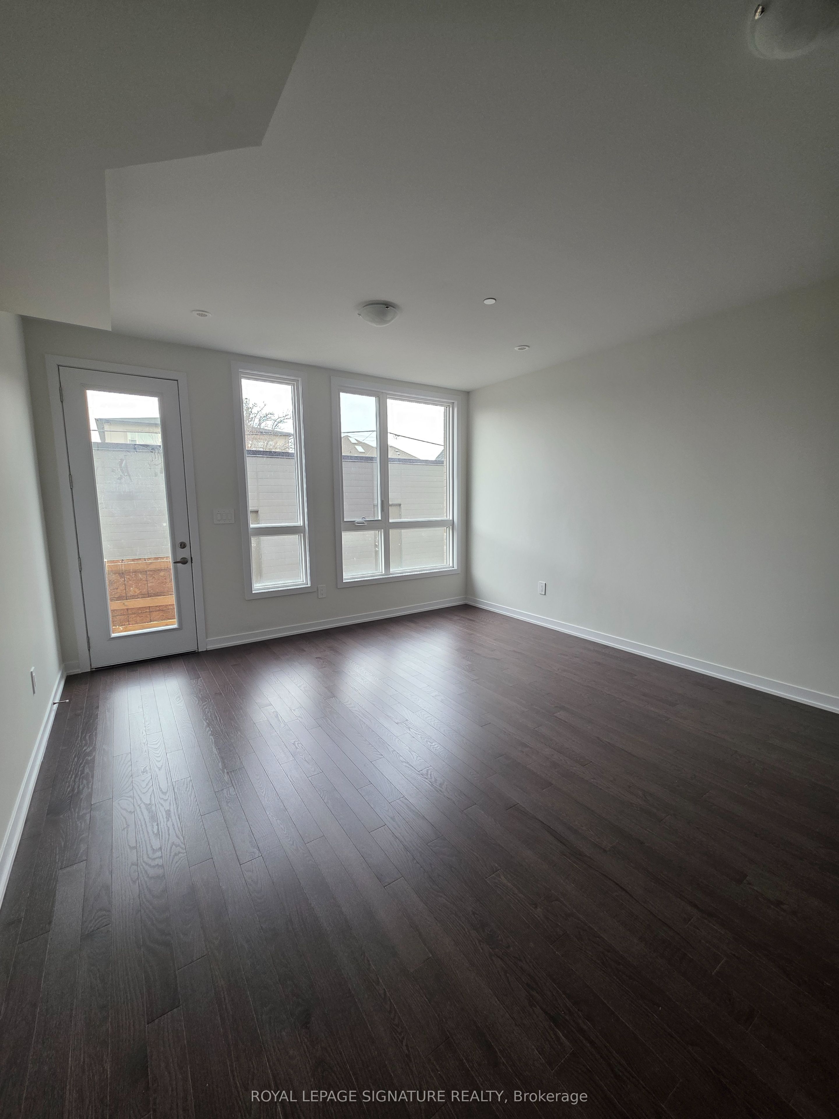 Additional image 5 of 28 Green Gardens Boulevard, Toronto, ON, M6A 0E7