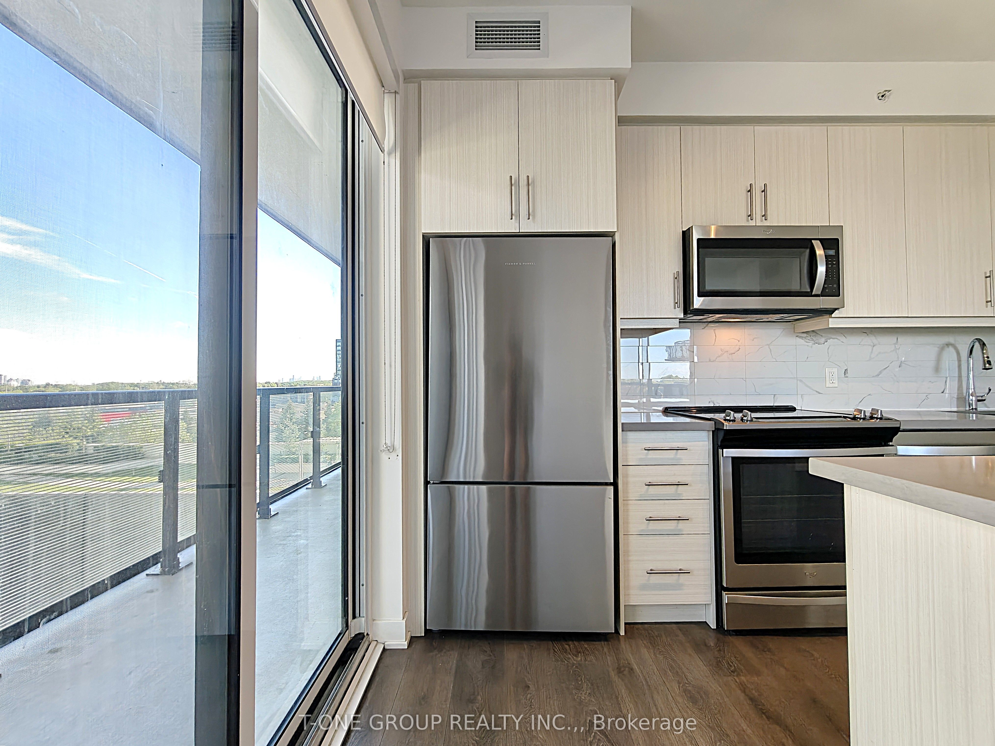 514-85 Oneida Crescent, Richmond Hill, ON, L4B 0A6 photo 5