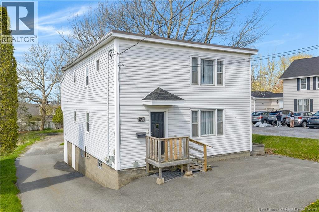 215 Somerset Street, Saint John, NB, E2K2Y1