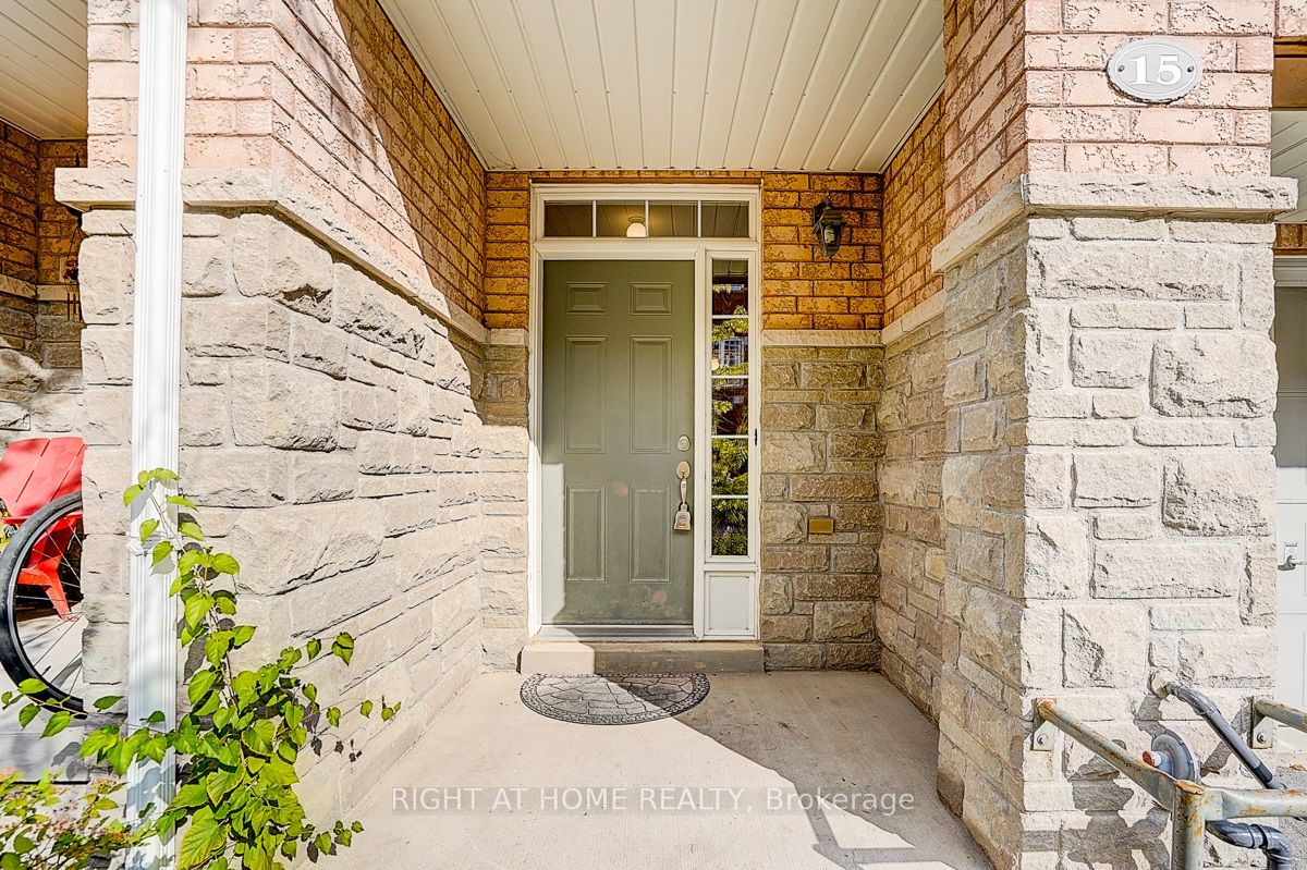 15-151 Silverwood Avenue, Richmond Hill, ON, L4S 0C9 photo 2