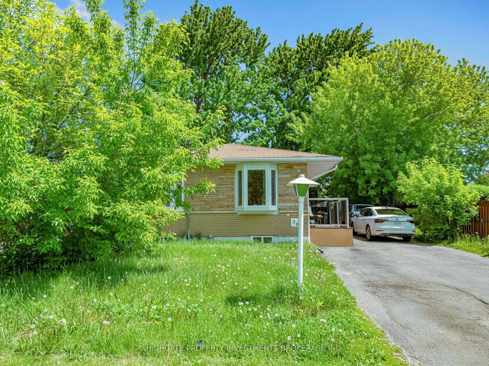 Bsmt-36 Reigate Avenue, Brampton, ON, L6V 2E3