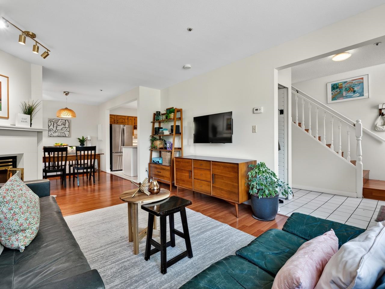 Additional image 3 of 2128 Adanac Street, Vancouver, BC, V5L 2E7