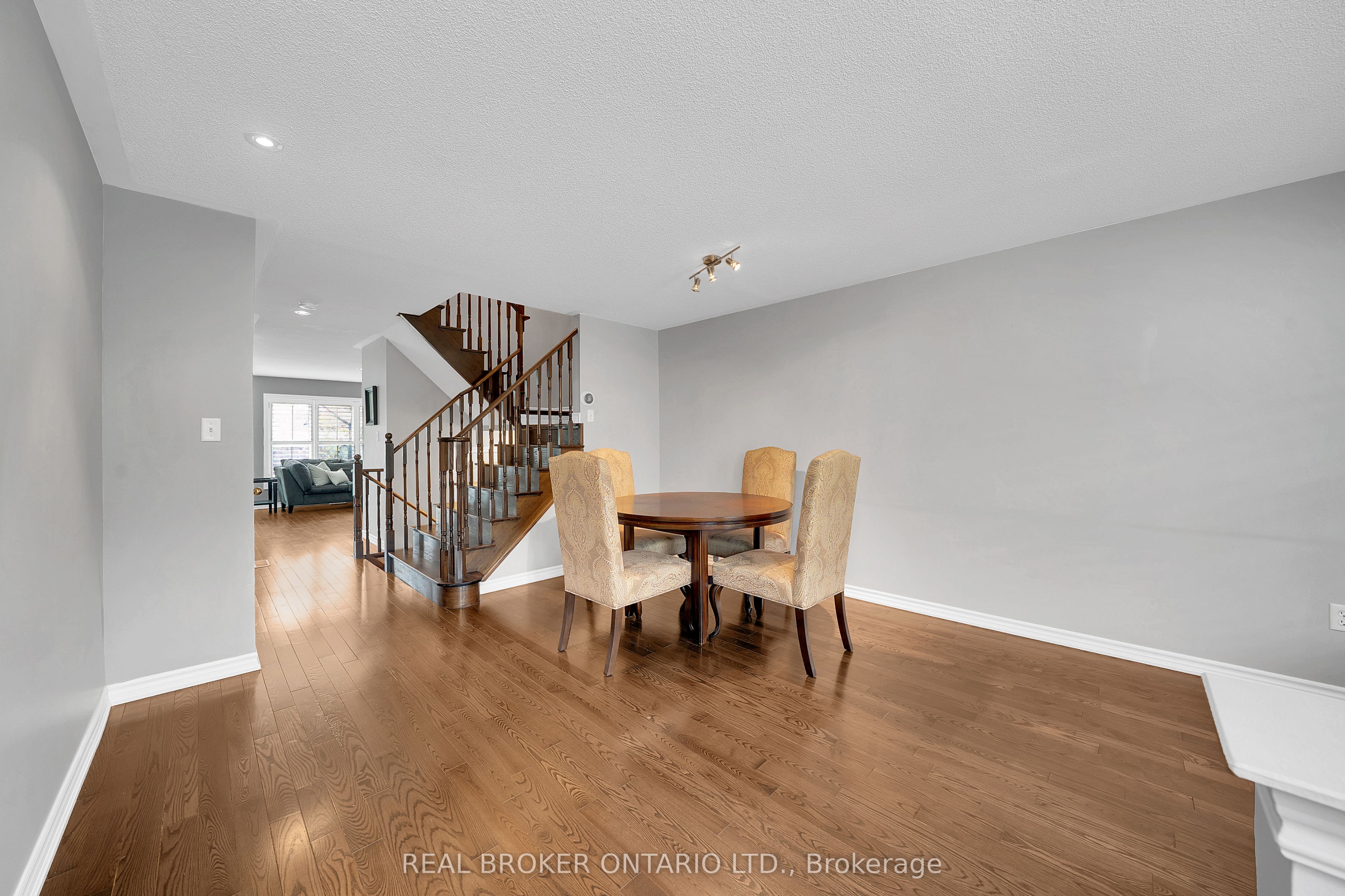 134 Mccready Drive, Milton, ON, L9T 0V5 photo 4