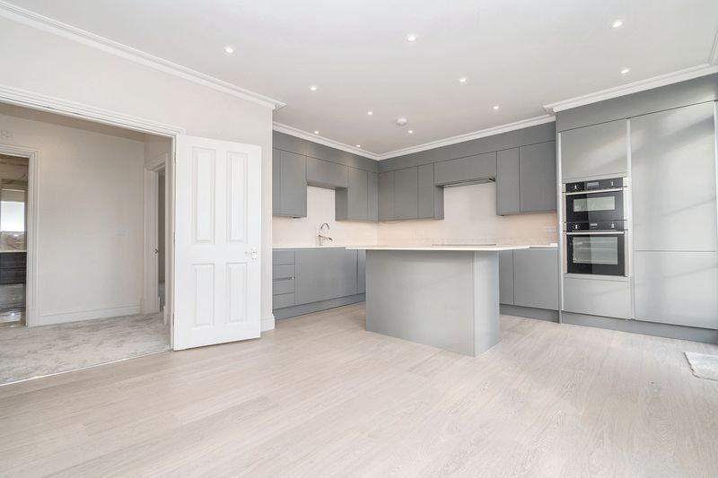 Additional image 3 of 3 bed flat for saleWestcliff Terrace Mansions, Pegwell Road, Ramsgate, Kent CT11