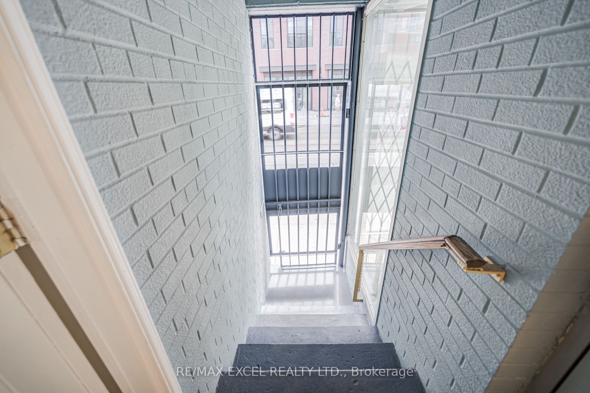 300 Gerrard Street E, Toronto, ON, M5A 3A1 photo 4