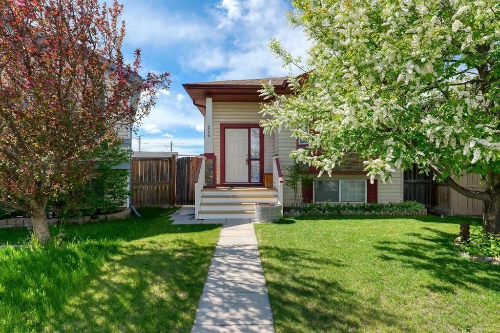 234 Martinvalley Mews NE, Calgary, AB, T3J 4W3