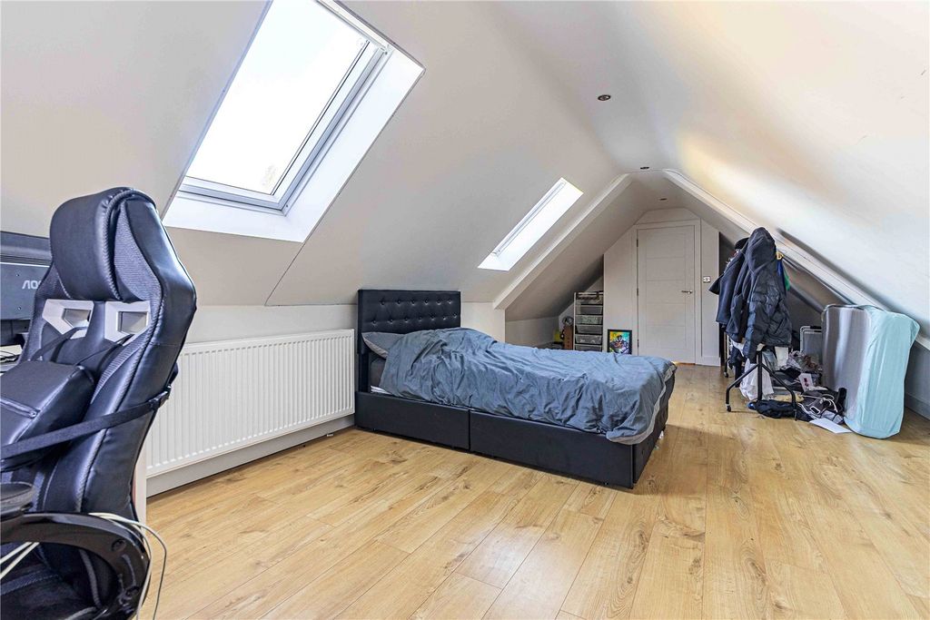 Additional image 14 of 5 bed detached house for saleThe Avenue, Radlett, Hertfordshire WD7