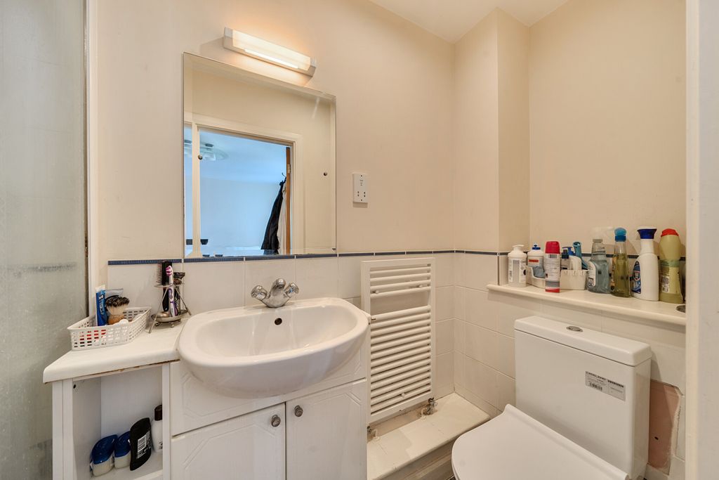 Additional image 17 of 2 bed flat for salePenn Place, Northway, Rickmansworth WD3