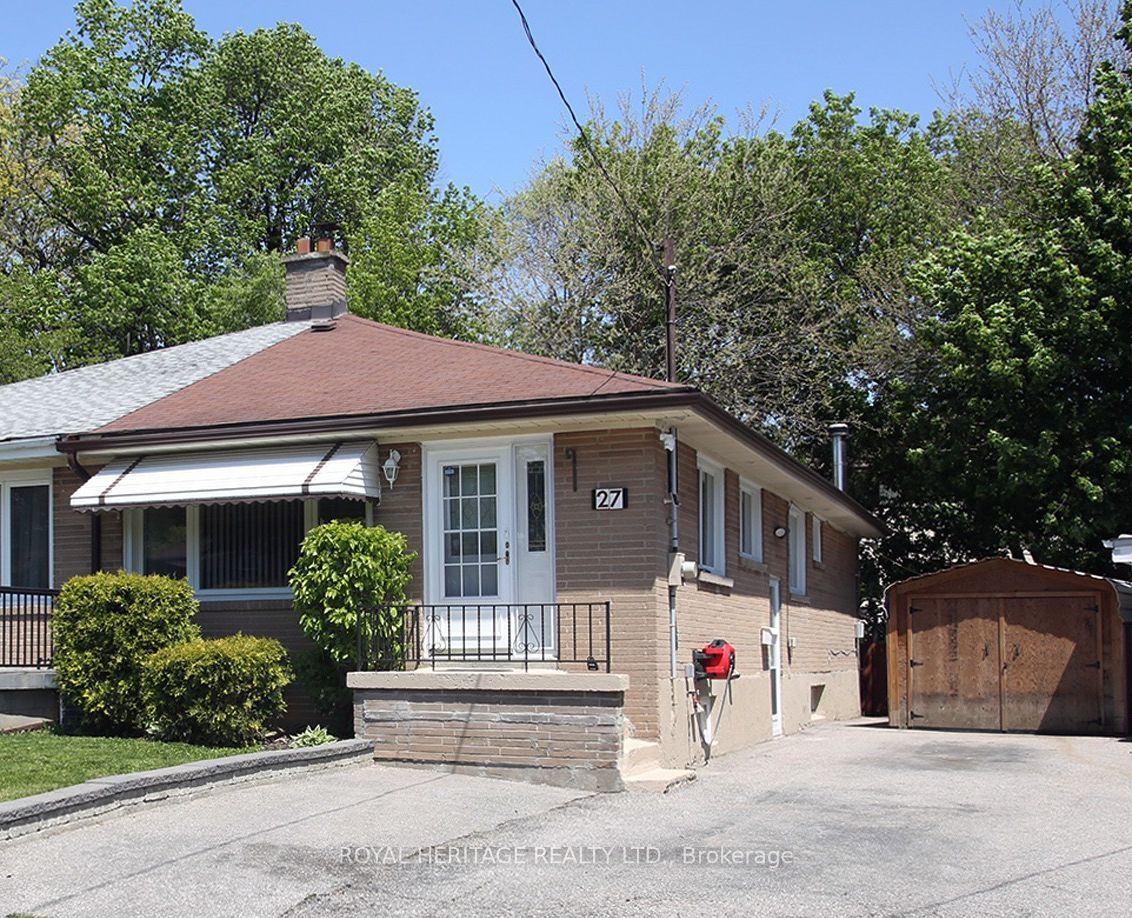 27 Medway Crescent, Toronto, ON, M1P 3T7 photo 2