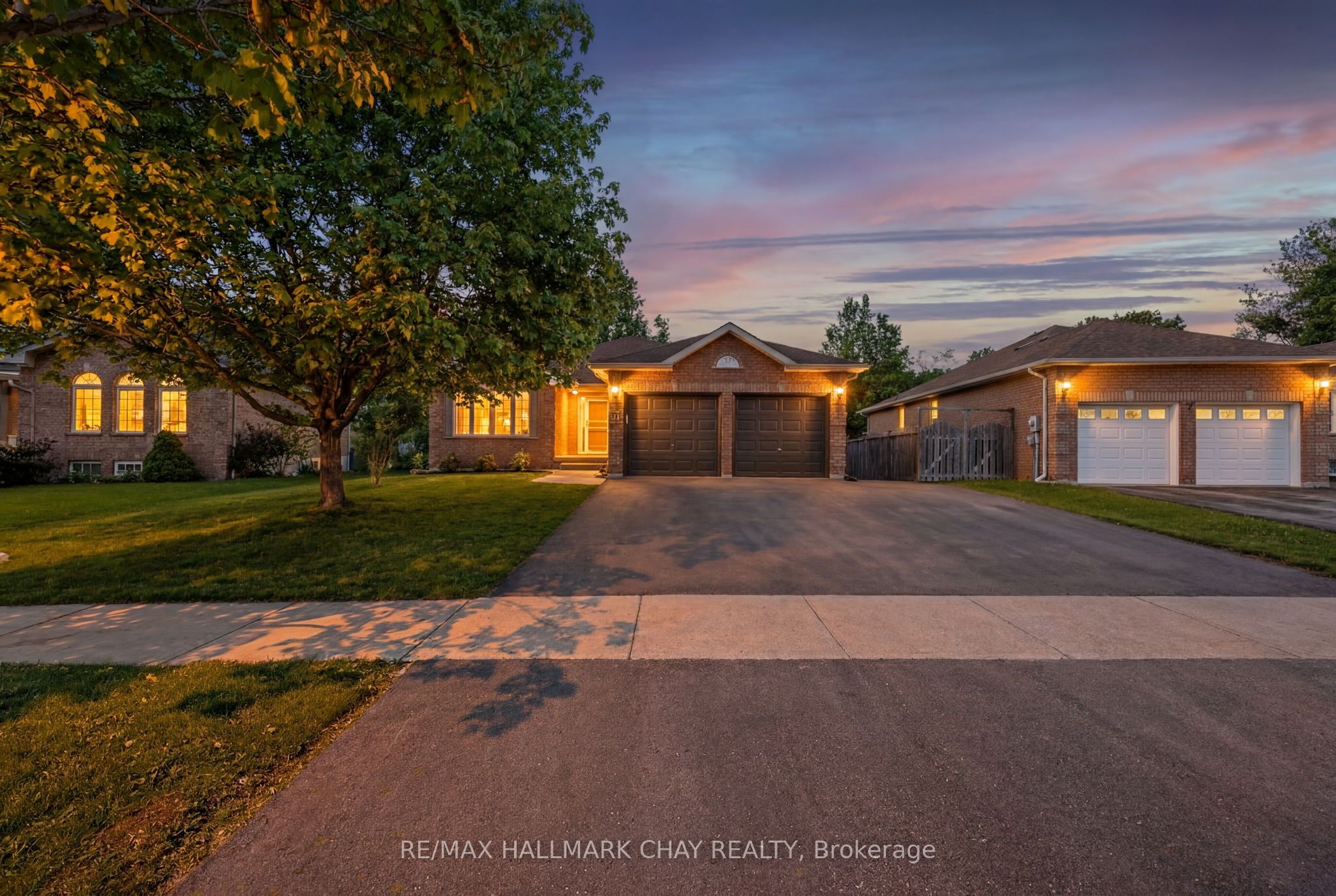 143 Emms Drive, Barrie, ON, L4N 8H7