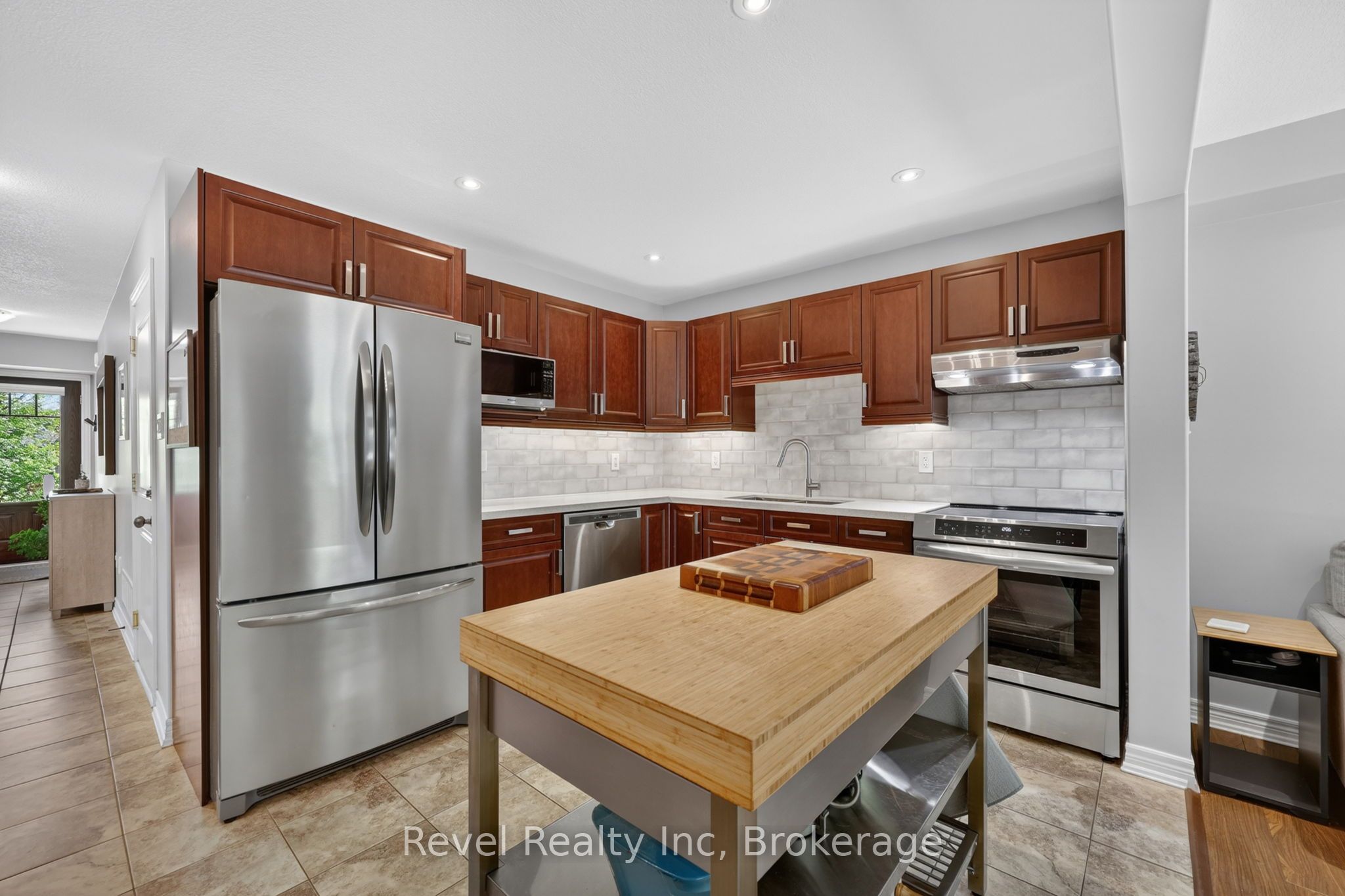 1038 Cook Drive, Midland, ON, L4R 0E4 photo 4