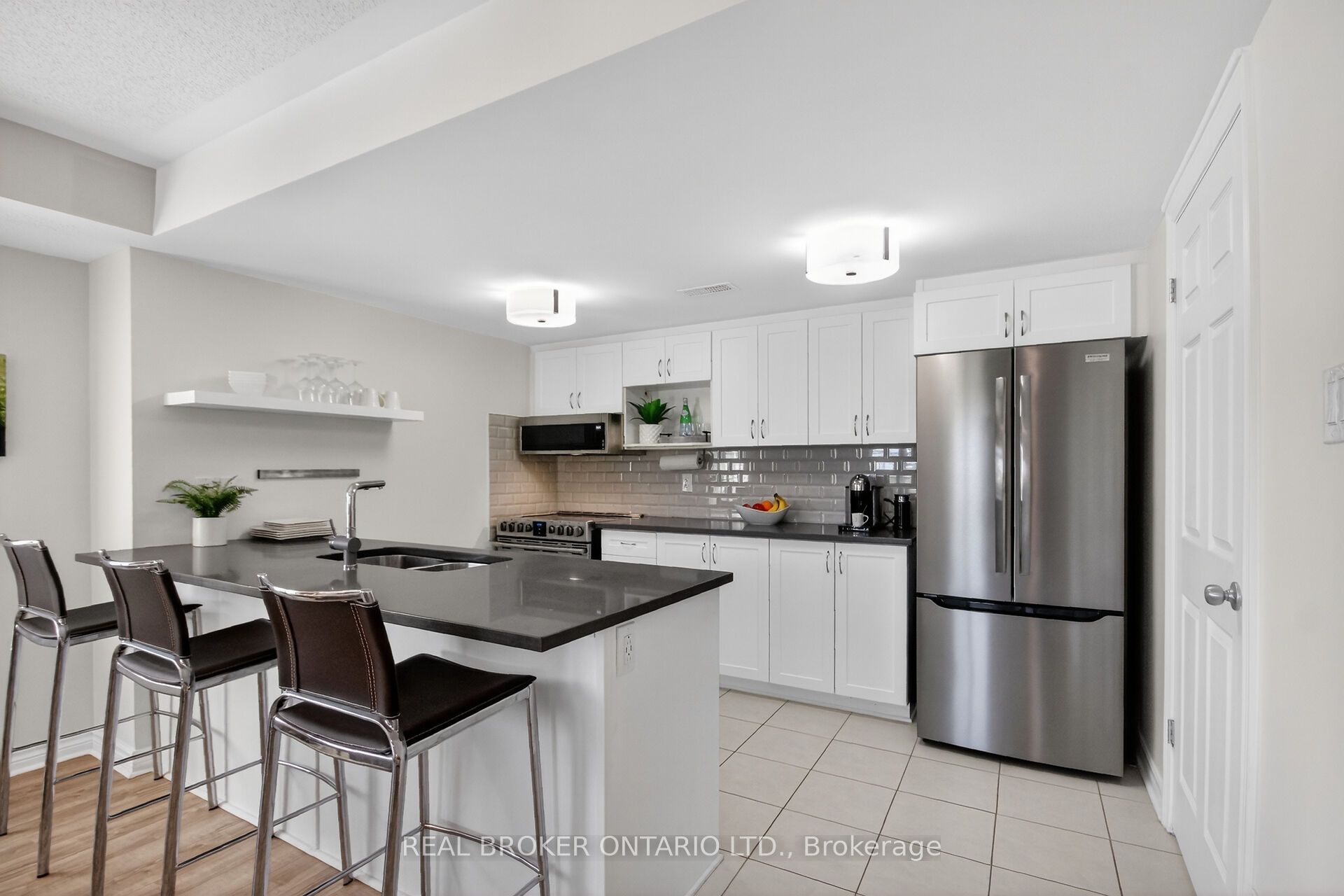 Additional image 5 of 33-701 B Sue Holloway Drive, Ottawa, ON, K2J 5R6