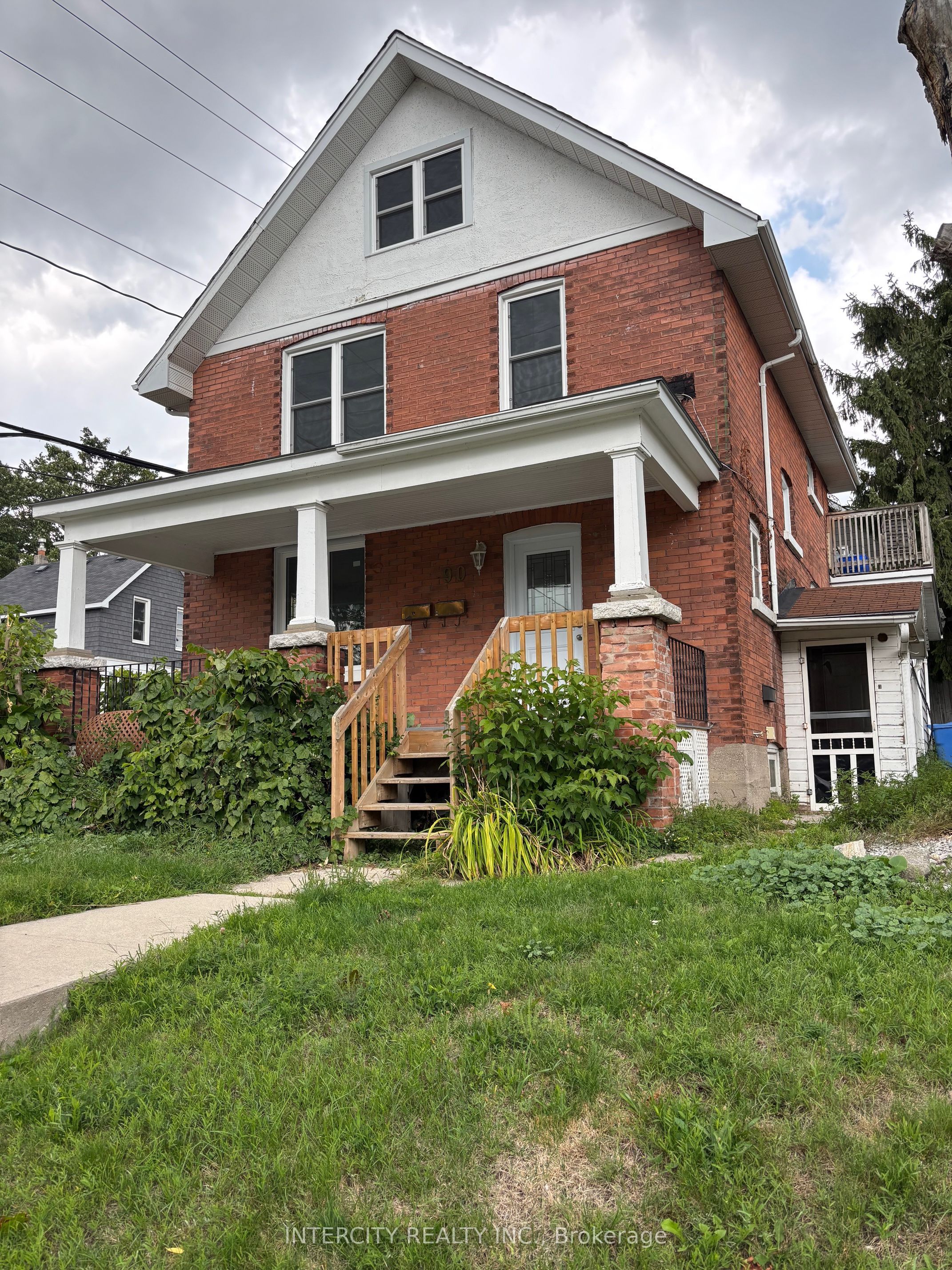 90 Coldwater Road W, Orillia, ON, L3V 5L5 photo 2