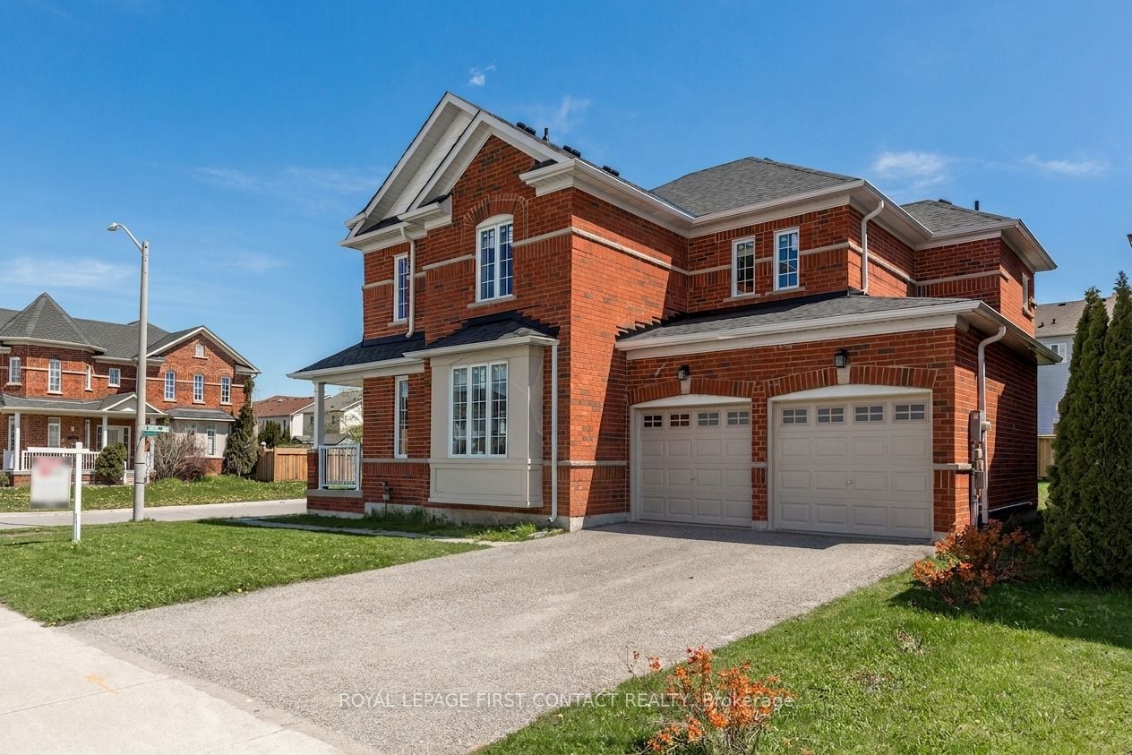 1 Griffin Gate, Barrie, ON, L4M 7G4