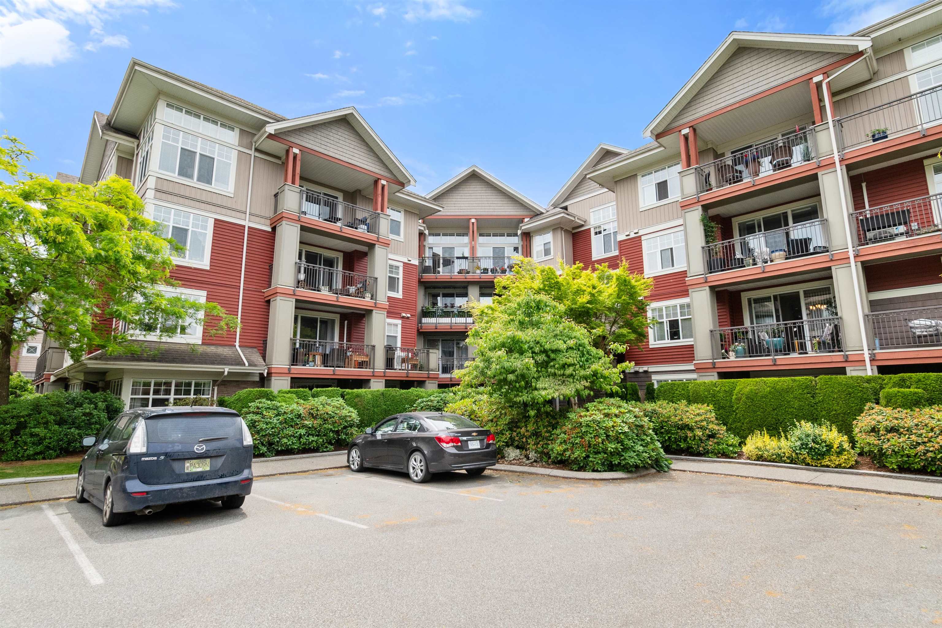 302A-45595 Tamihi Way, Chilliwack, BC, V2R 0G3