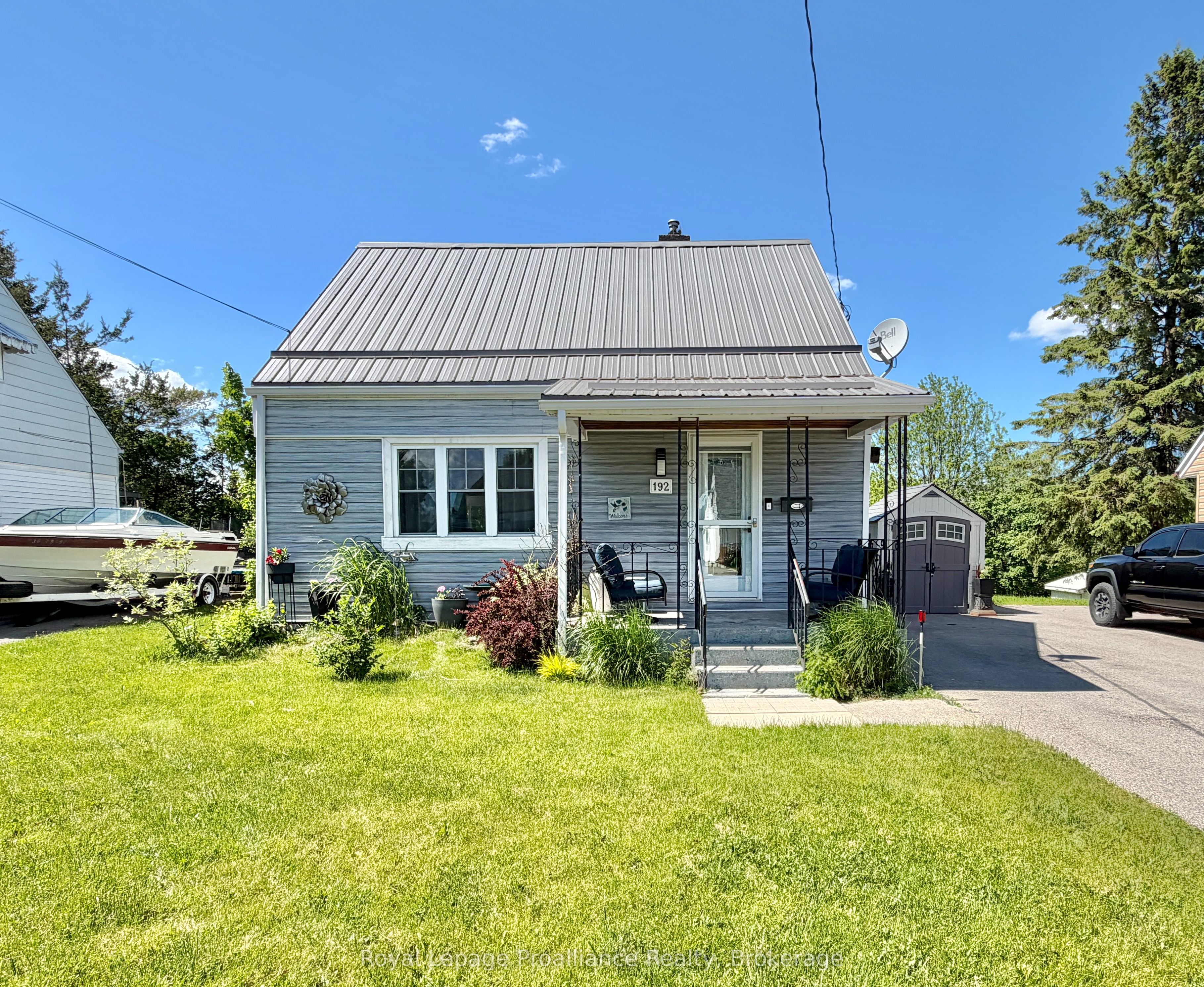 192 Pine Street, Belleville, ON, K8N 2N2