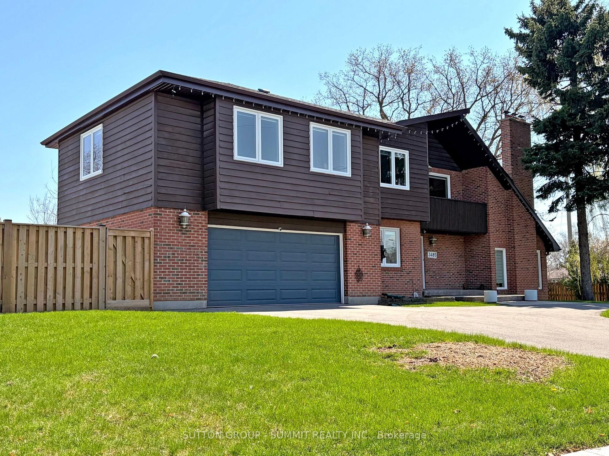 3485 Cawthra Road, Mississauga, ON, L5A 2X9