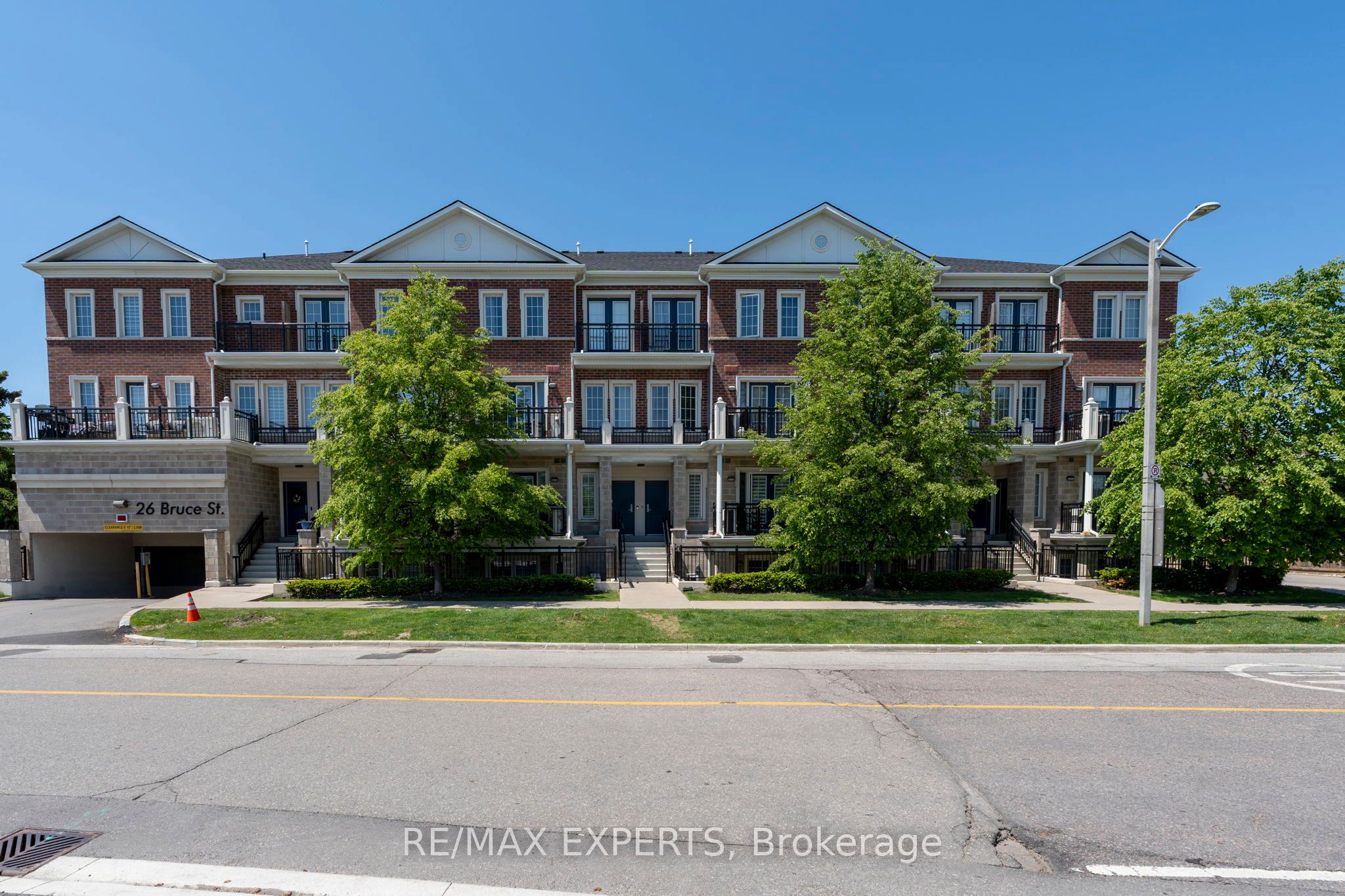 4-26 Bruce Street, Vaughan, ON, L4L 0H4