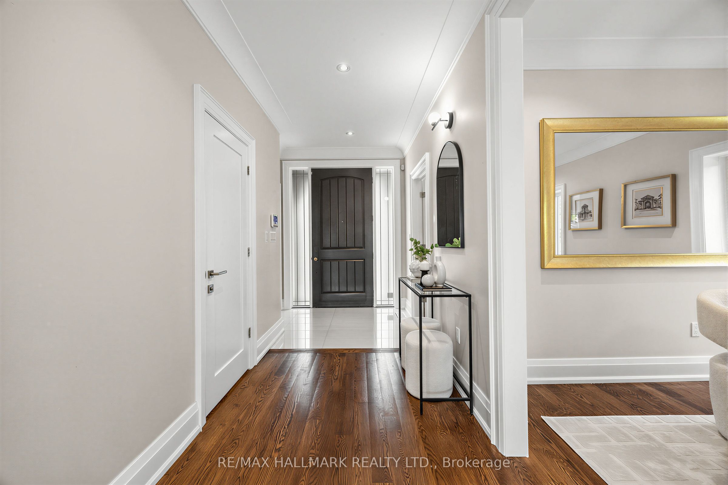 Additional image 3 of 1 Dustan Crescent, Toronto, ON, M4J 4G4