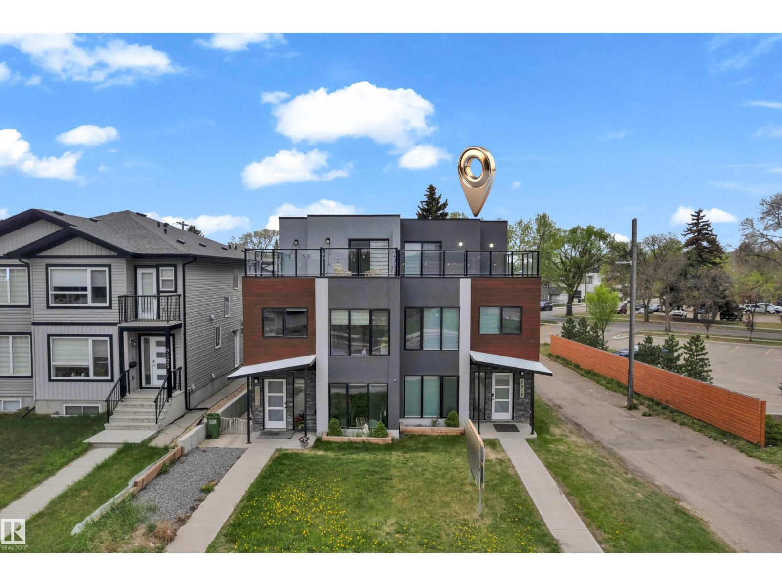 9329 Connors Road NW, Edmonton, AB, T6C4B9