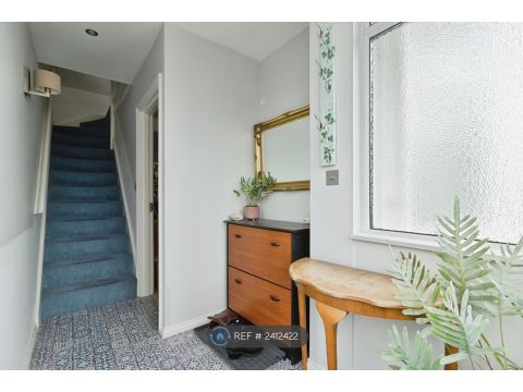 Porthkerry Avenue, Welling DA16