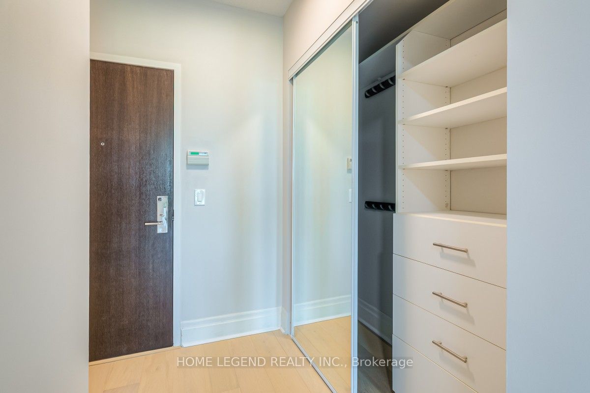 215-39 Upper Duke Crescent, Markham, ON, L6G 0B8 photo 5