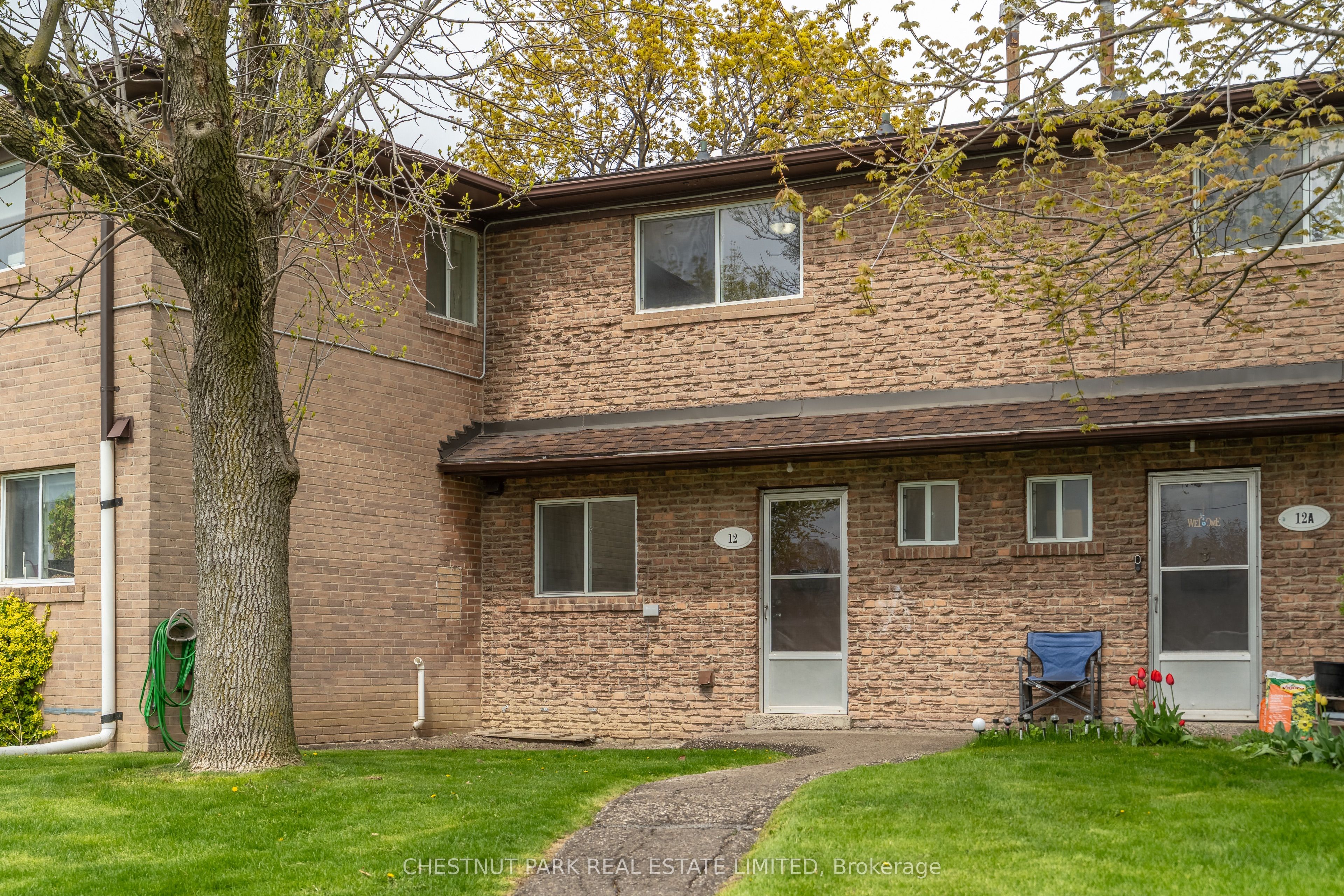12-44 Romfield Drive, Toronto, ON, M3J 1K3