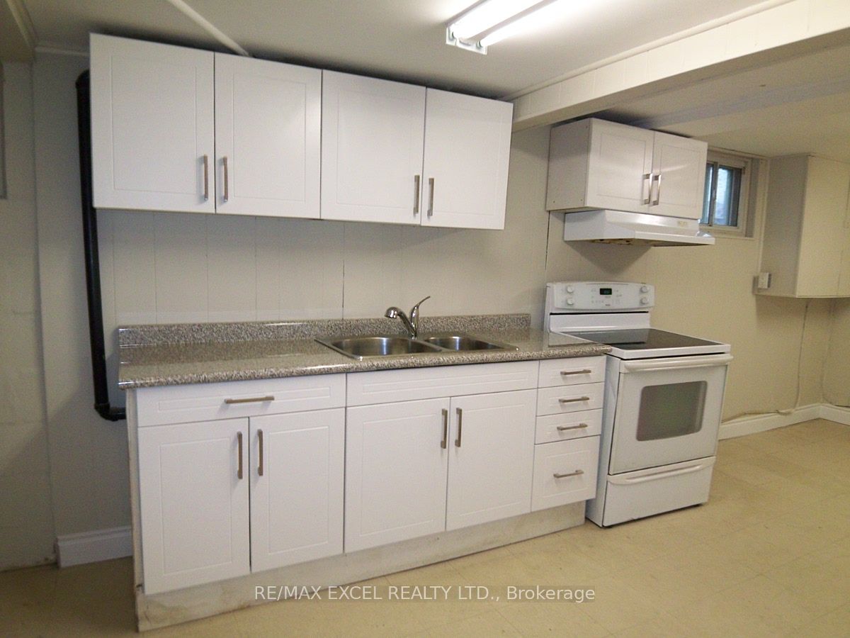 Additional image 3 of Basement-1284 Pharmacy Avenue, Toronto, ON, M1R 2J2