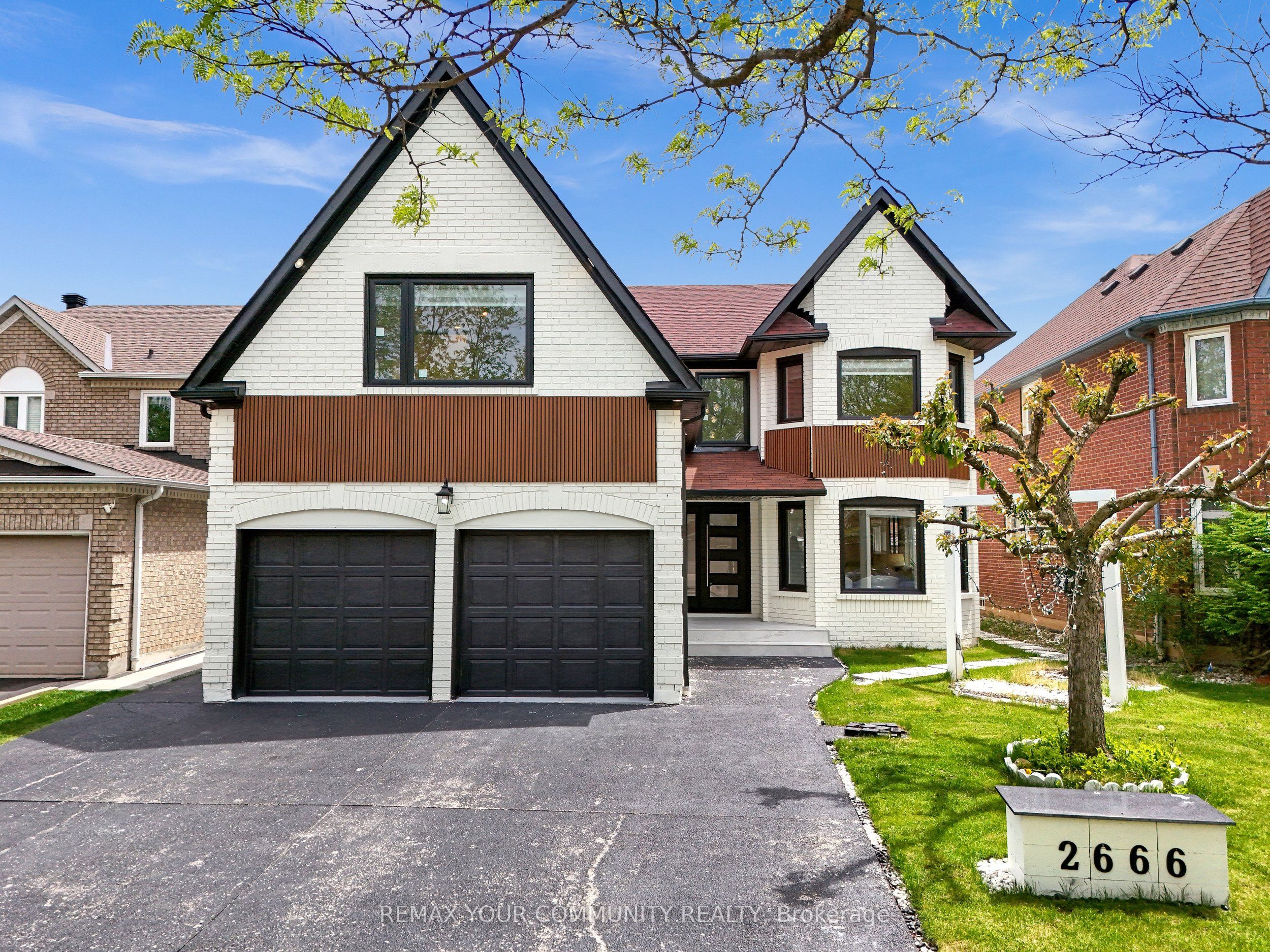 2666 Burnford Trail, Mississauga, ON, L5M 5E1 photo 3