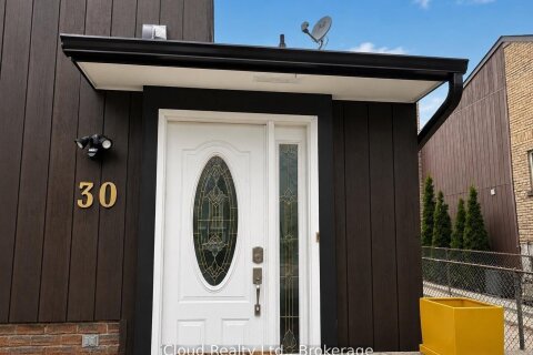 Additional image 8 of 30 Salisbury Circle, Brampton, ON, L6V 2Z5