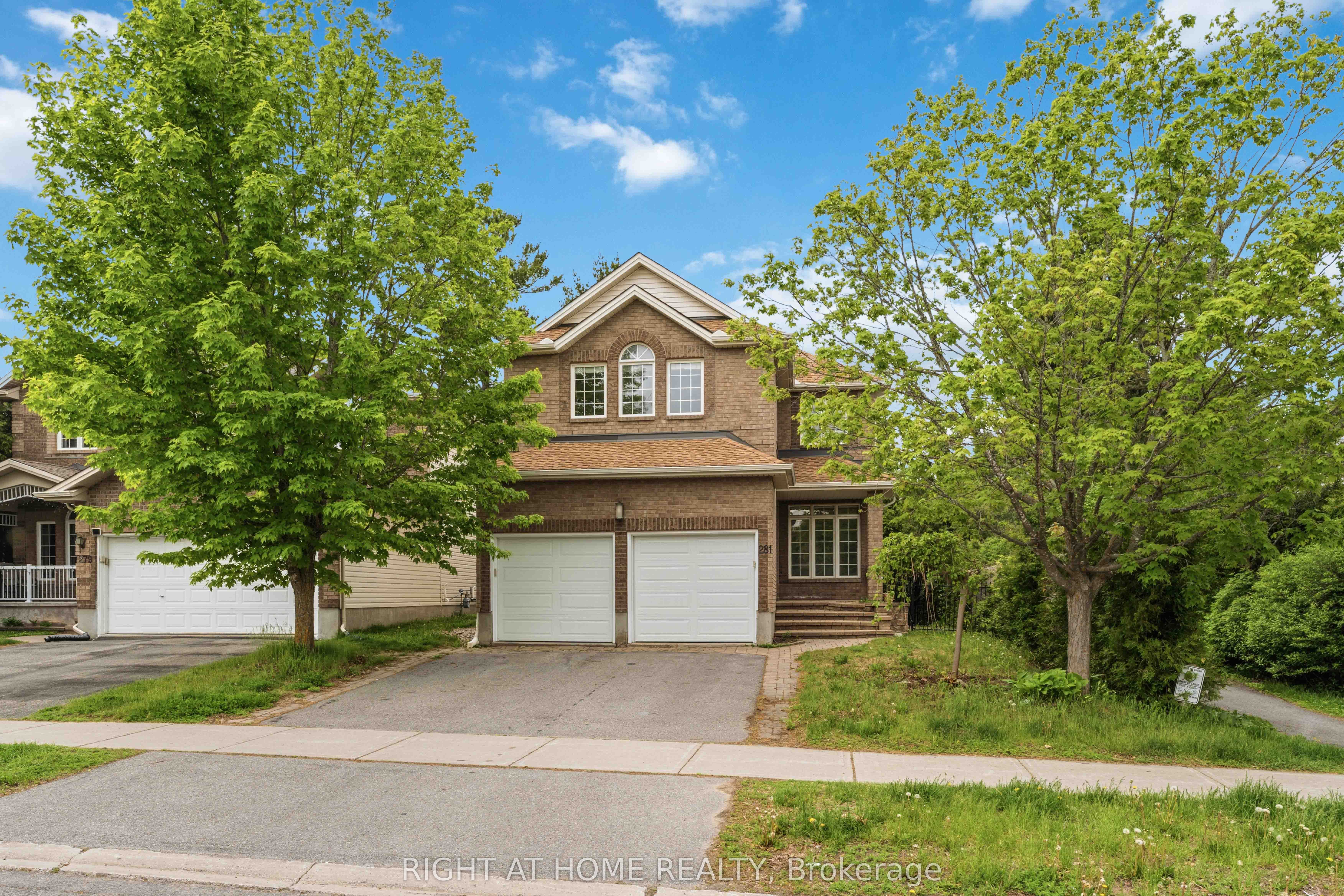281 Goldridge Drive, Ottawa, ON, K2T 1H4