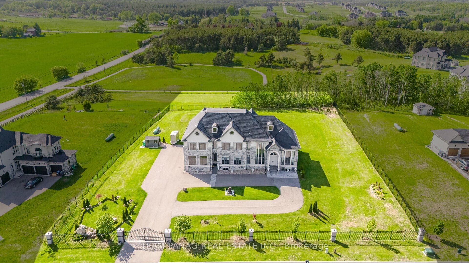 20 Stinson Street, Caledon, ON, L7E 4L6