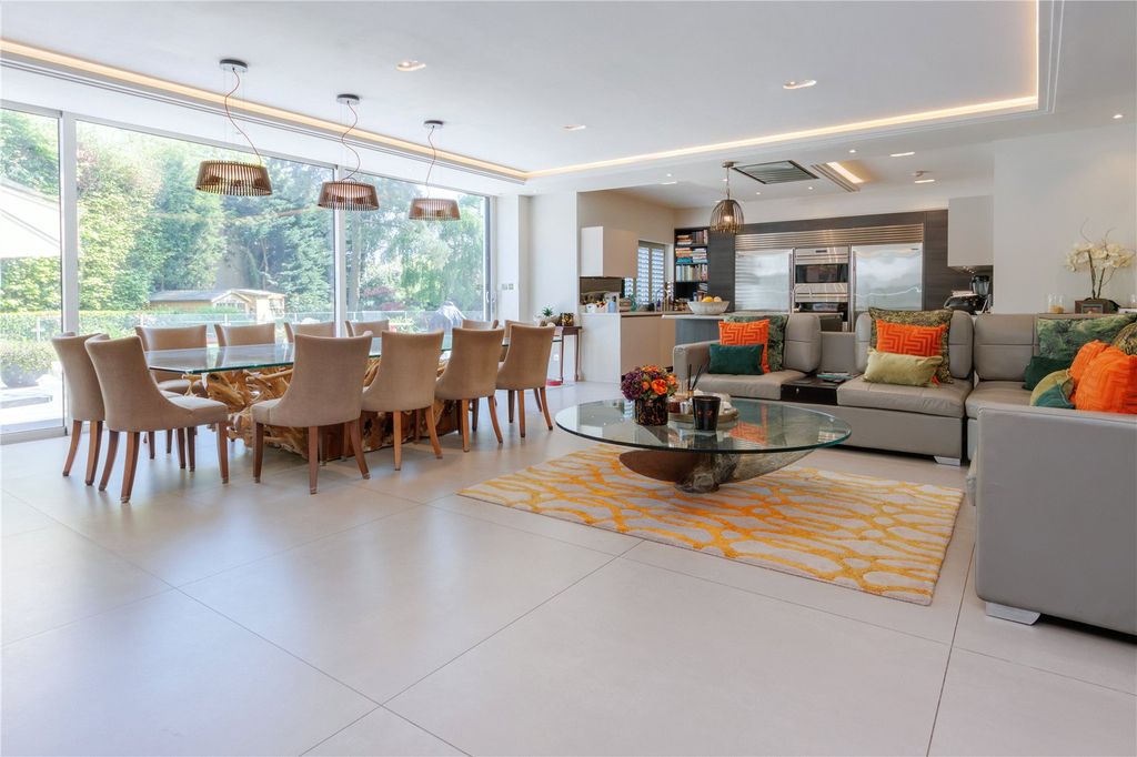 Additional image 3 of 6 bed detached house for saleThe Grove, Radlett, Hertfordshire WD7