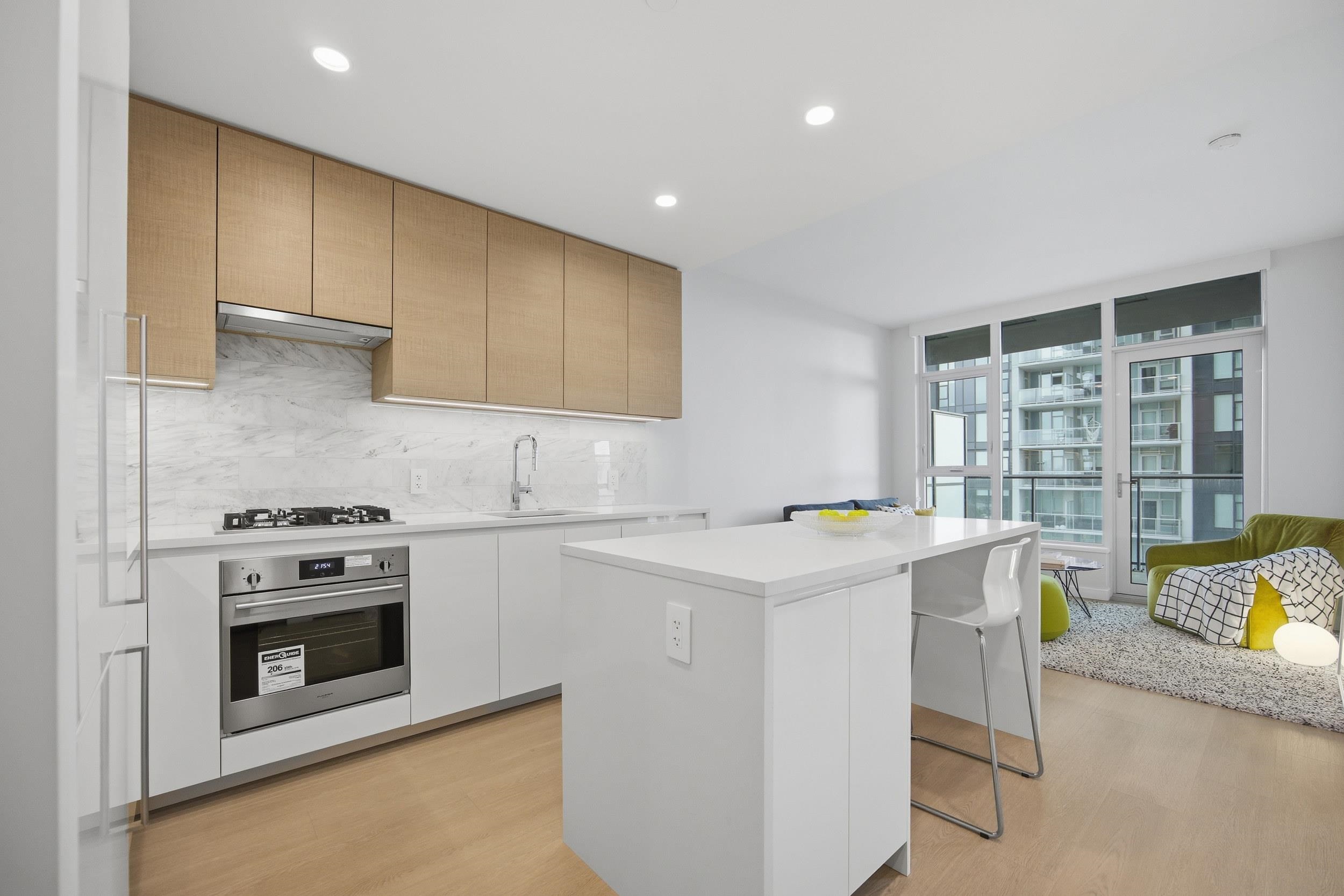 1910-2108 Gilmore Avenue, Burnaby, BC, V5C 0N8