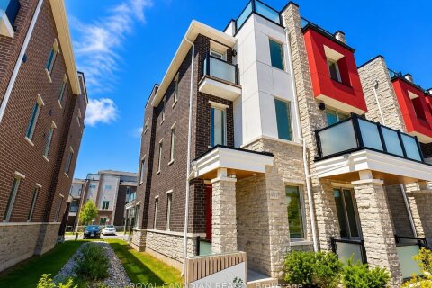 Additional image 8 of 401-1034 Reflection Place, Pickering, ON, L1X 0L1