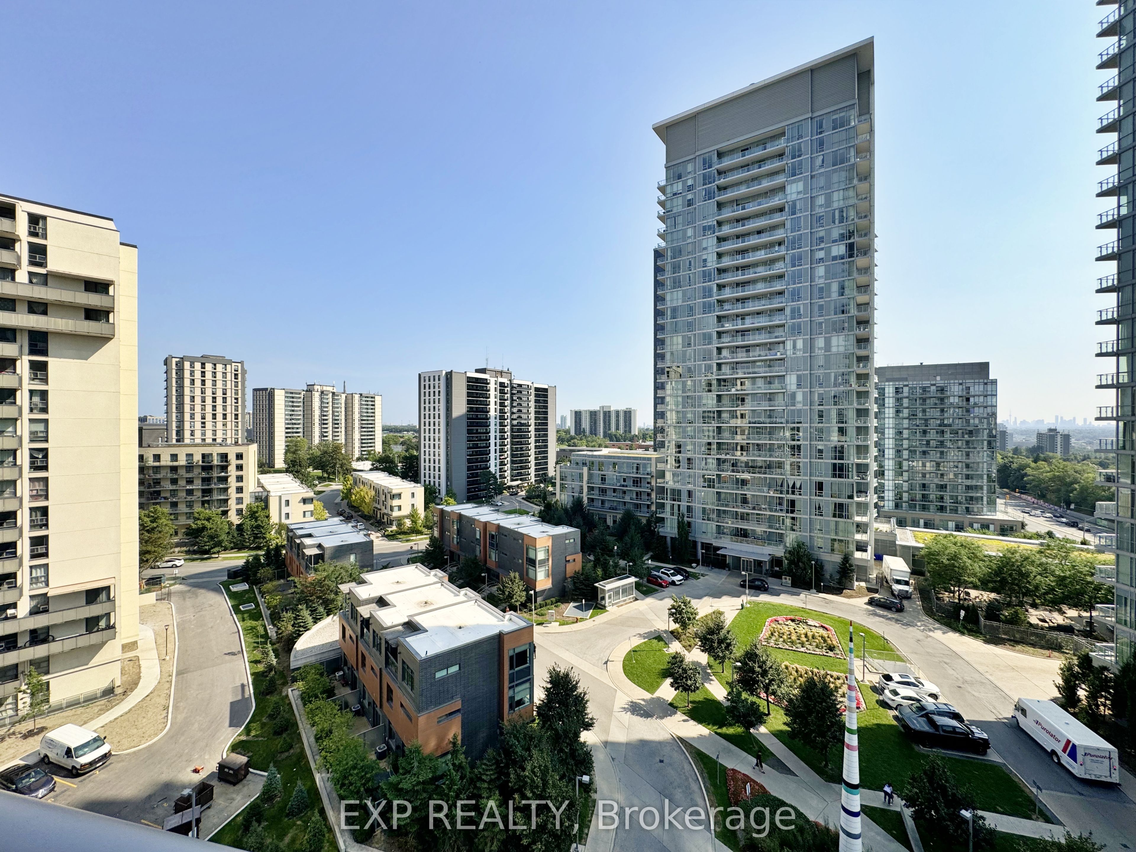 803-70 Forest Manor Road, Toronto, ON, M2J 0A9