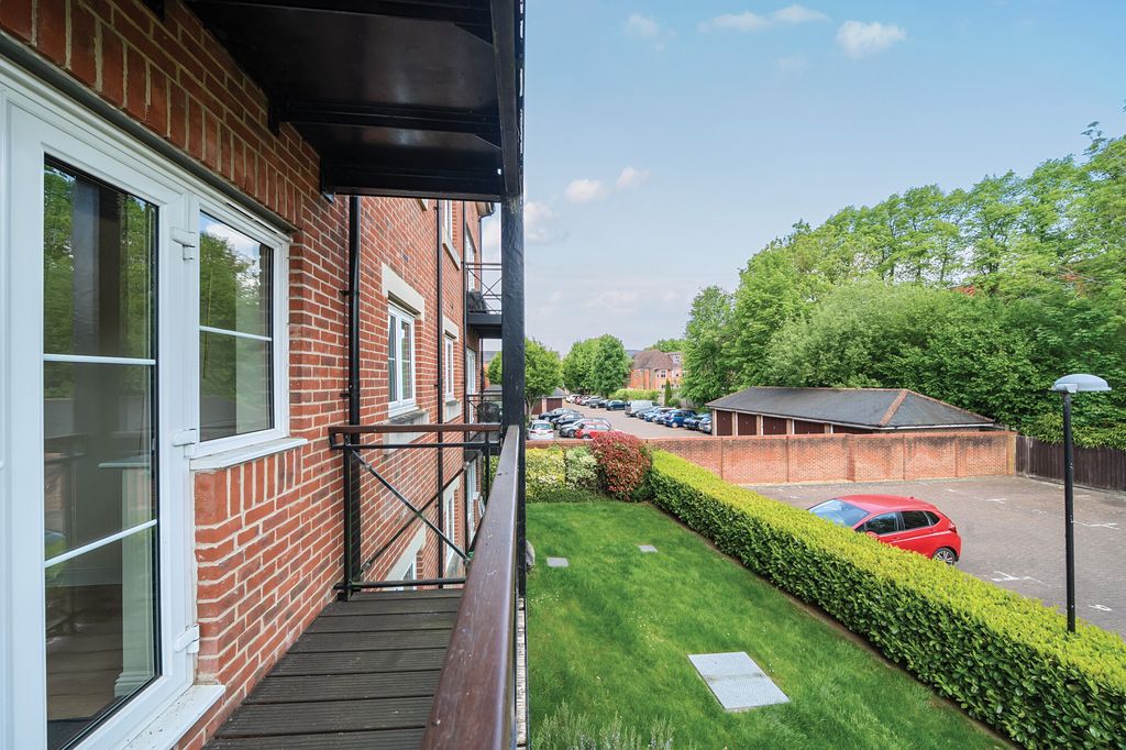Additional image 6 of 2 bed flat for saleWharf Lane, Rickmansworth WD3