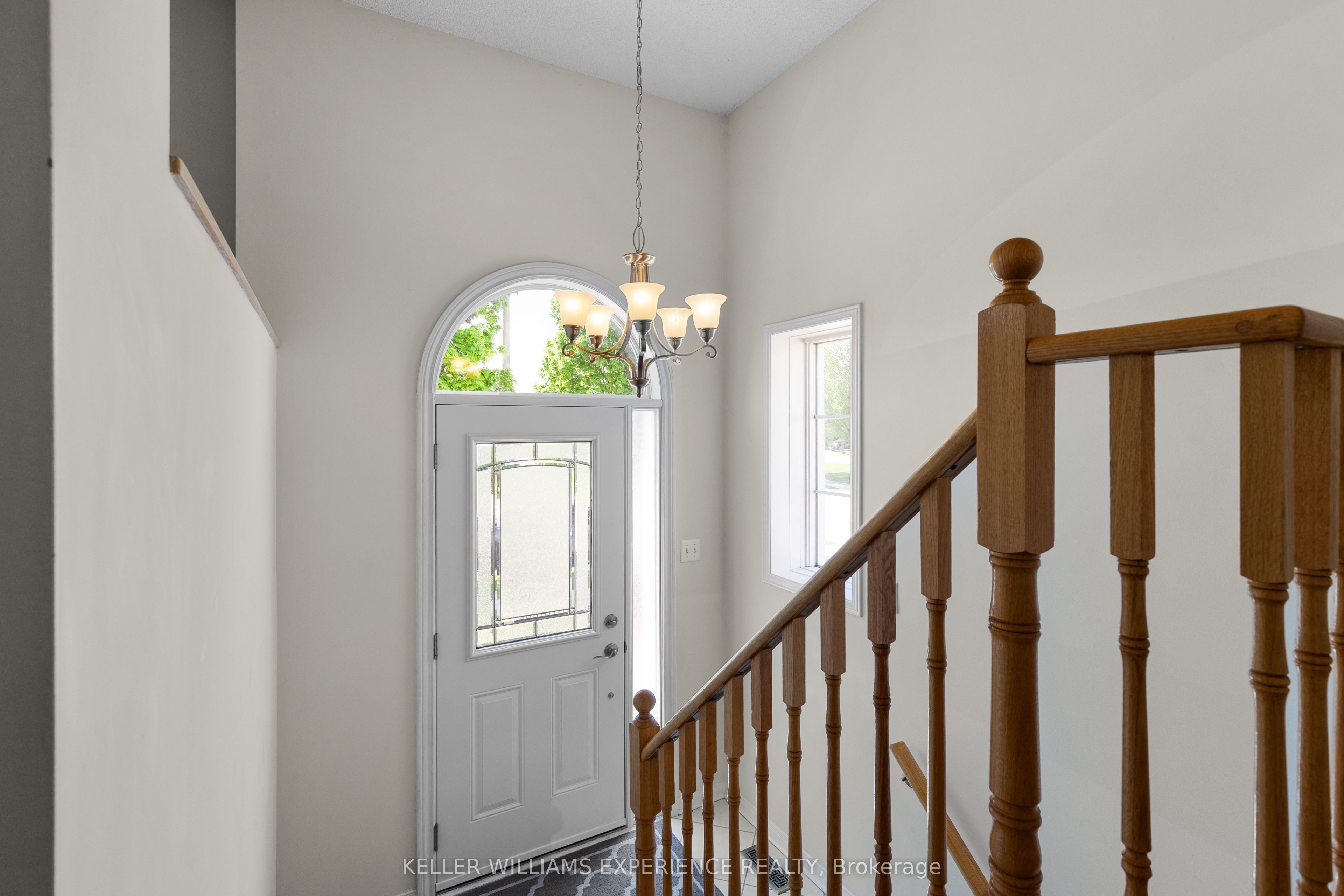 72 Rundle Crescent, Barrie, ON, L4N 8E6 photo 3