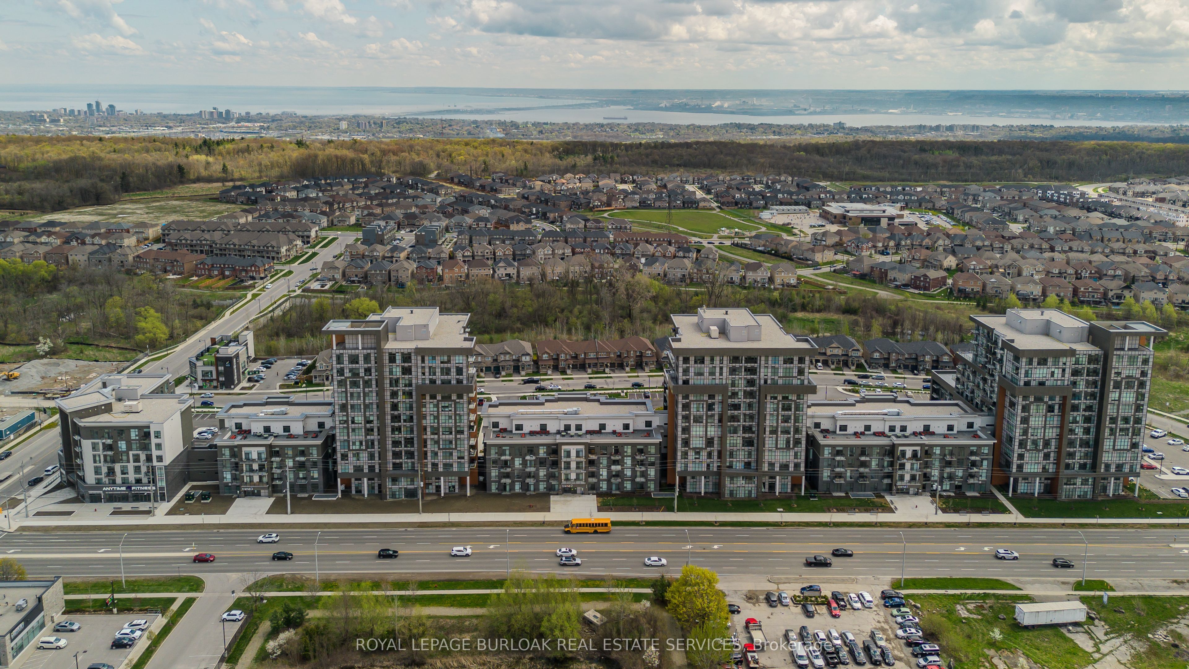 317-470 Dundas Street E, Hamilton, ON, L8B 2A6