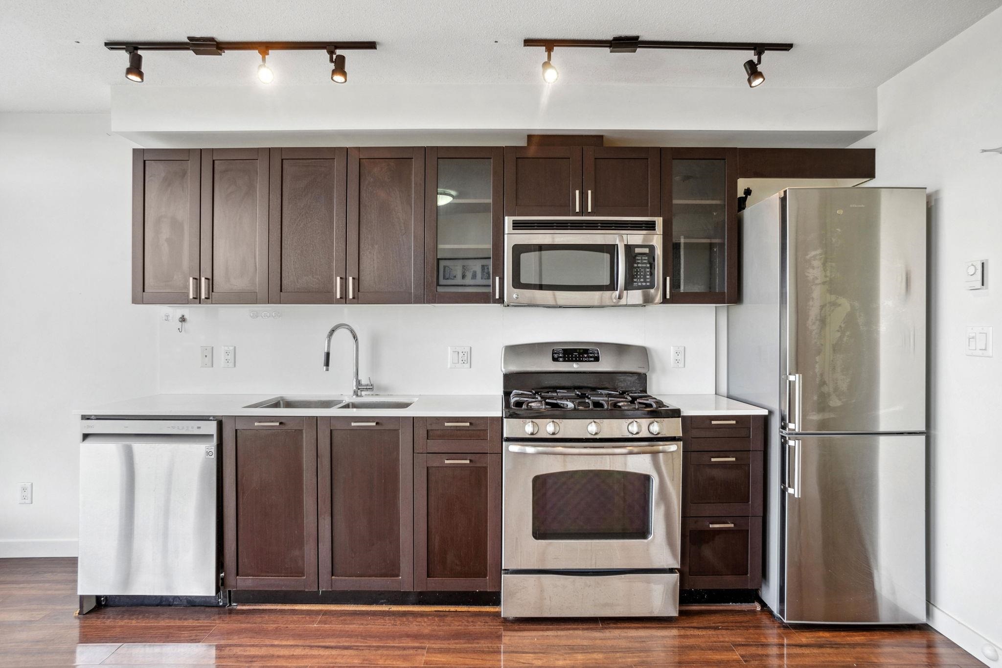 Additional image 4 of 810-4815 Eldorado Mews, Vancouver, BC, V5R 0B2