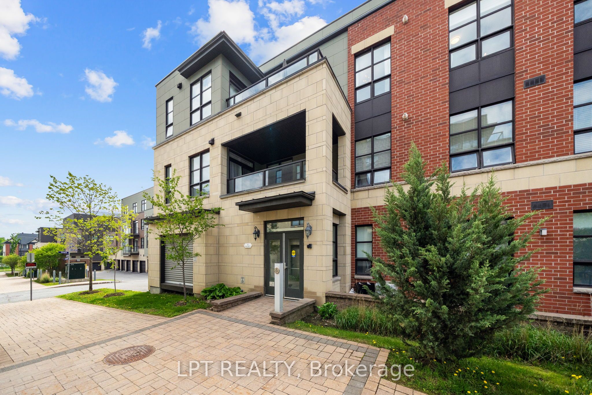 Additional image 5 of 301-298 Glenroy Gilbert Drive, Ottawa, ON, K2J 5W2